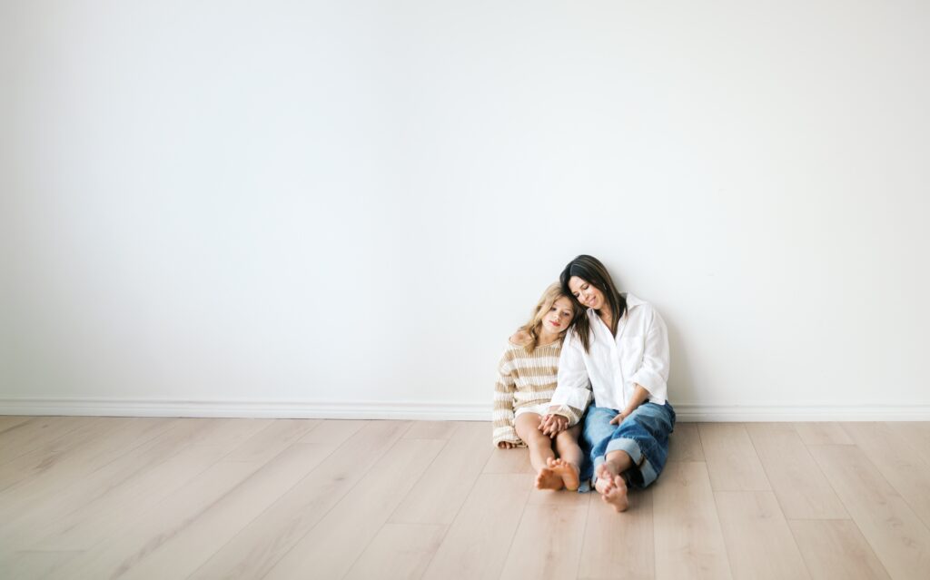 simple motherhood photos in Aledo, Texas